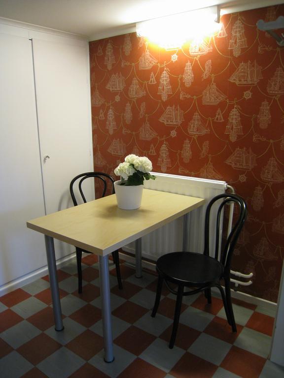 Accommodation For 2 In The Center City Of ลือเซชิล ภายนอก รูปภาพ